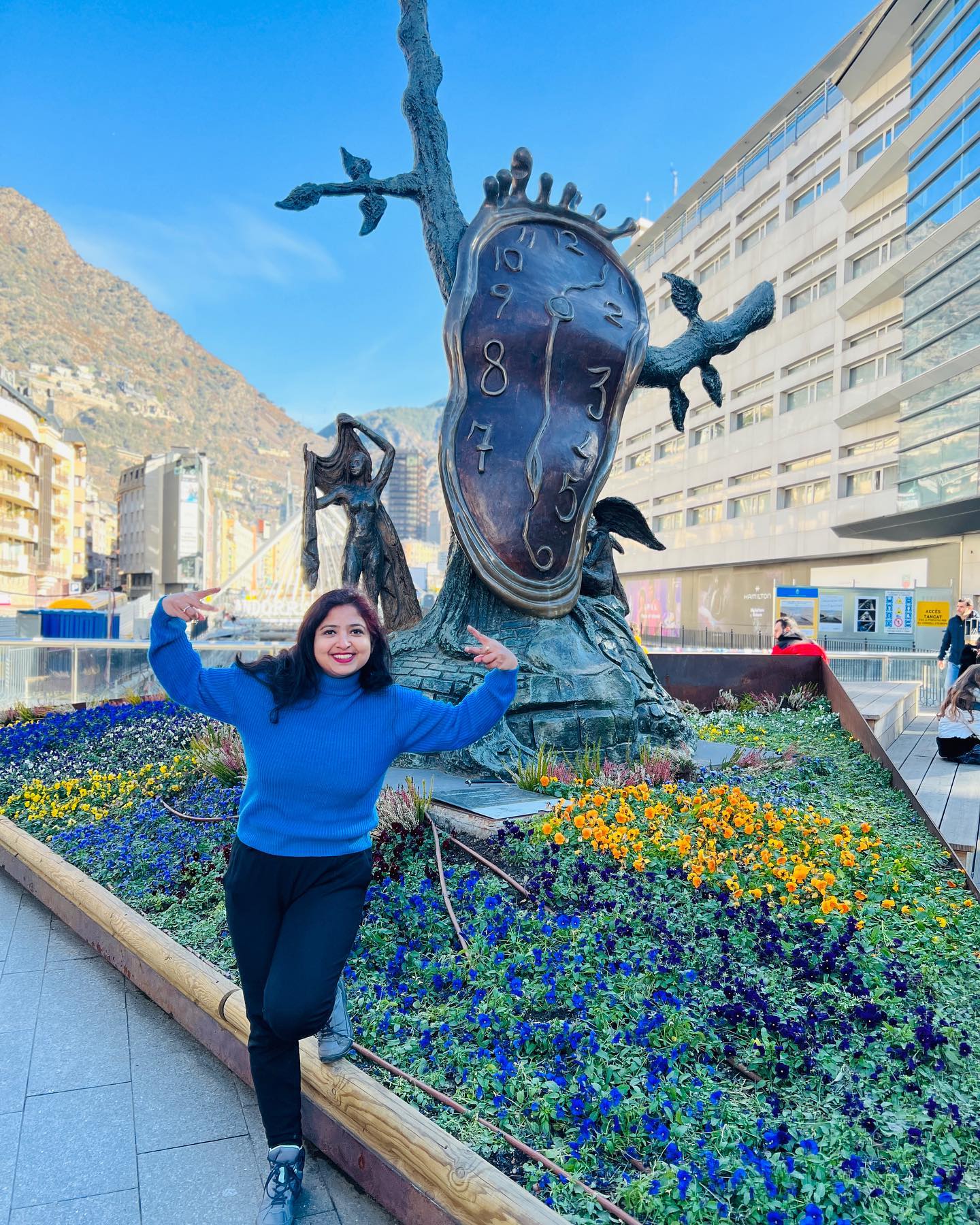 Traveling from 10 to 15 Days